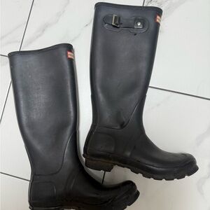 Hunter Original Tall Rain Boots — Women’s Size 7, Black Matte